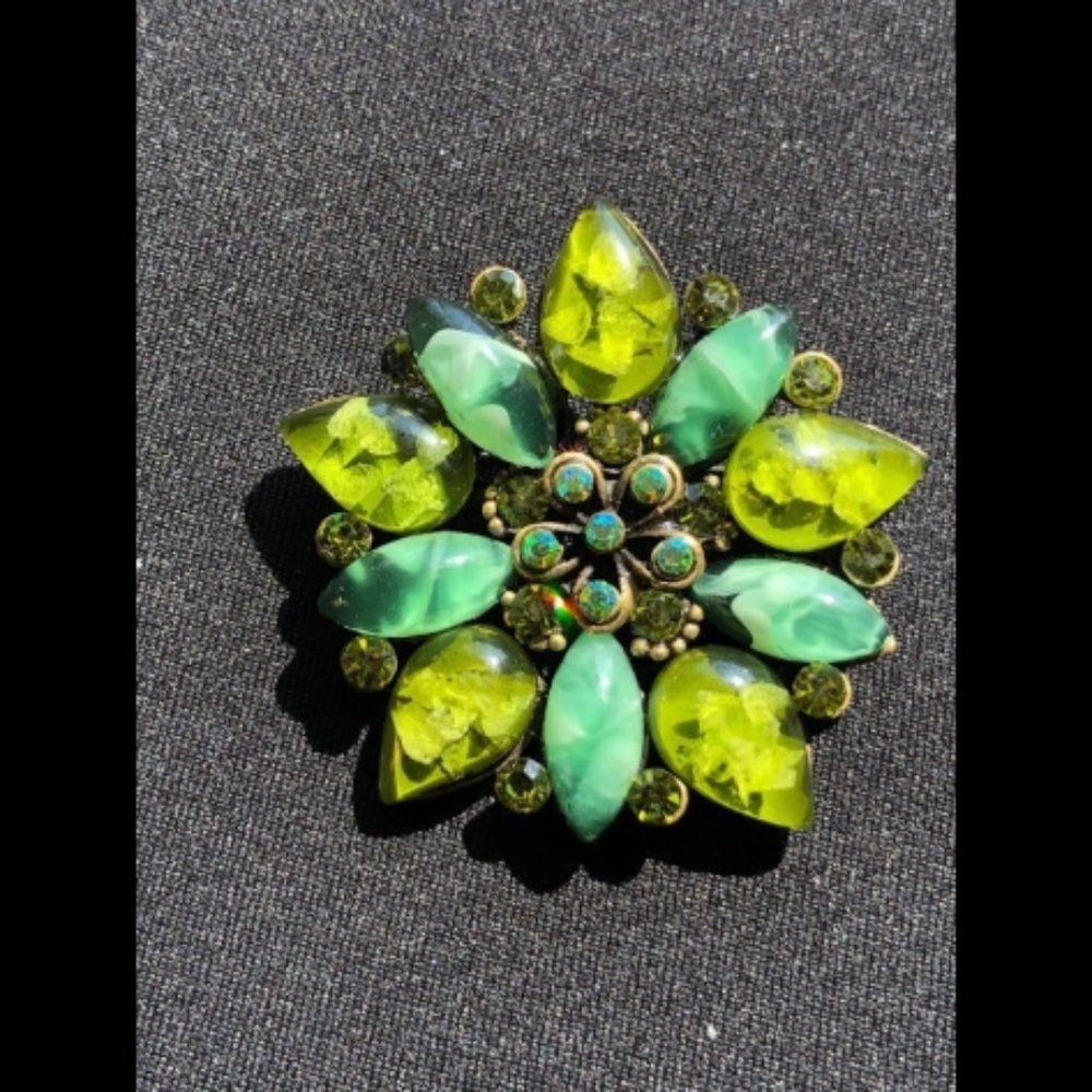 Estate Find Vintage Green Brooch